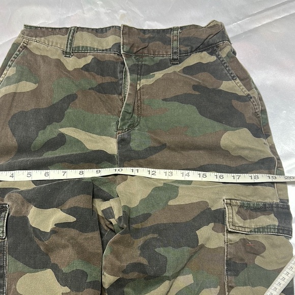 Forever 21 Green and Brown Track Joggers Relaxed Fit - Picture 3 of 7